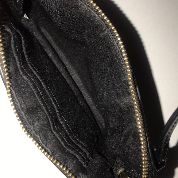 Authentic coach wristlet - Picture 3 of 3